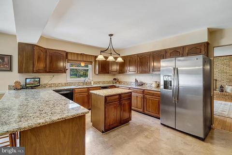 6087 Georgetown Rd, Broad Run, VA 20137 photo 16