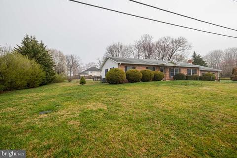 8574 Mountainview Ave, Marshall, VA 20115 photo 4