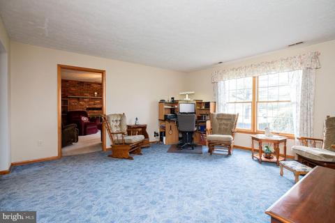8574 Mountainview Ave, Marshall, VA 20115 photo 9
