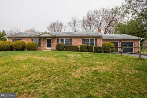8574 Mountainview Ave, Marshall, VA 20115 photo 3