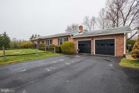 8574 Mountainview Ave, Marshall, VA 20115 photo 5