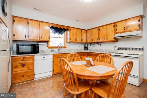 8574 Mountainview Ave, Marshall, VA 20115 photo 16