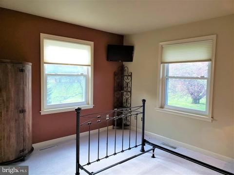 9395 Ramey Rd, Marshall, VA 20115 photo 32