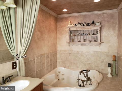 9395 Ramey Rd, Marshall, VA 20115 photo 31
