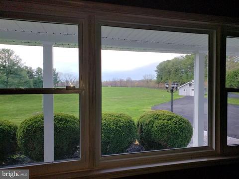 9395 Ramey Rd, Marshall, VA 20115 photo 15