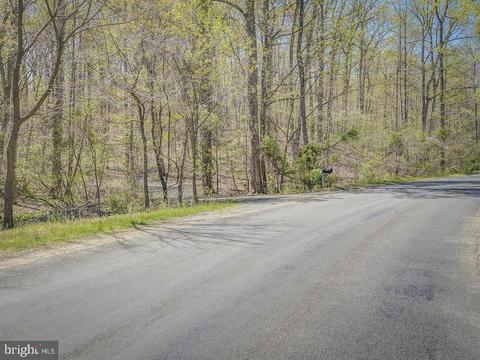 9335 Ada Rd, Marshall, VA photo 3