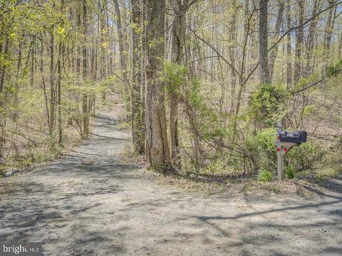 9335 Ada Rd, Marshall, VA photo 2