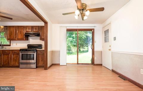 9554 Meetze Rd, Midland, VA 22728 photo 10