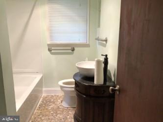 10189 Marsh Rd, Bealeton, VA 22712 photo 2