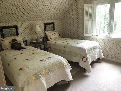8151 Frogtown Rd, Marshall, VA 20115 photo 11