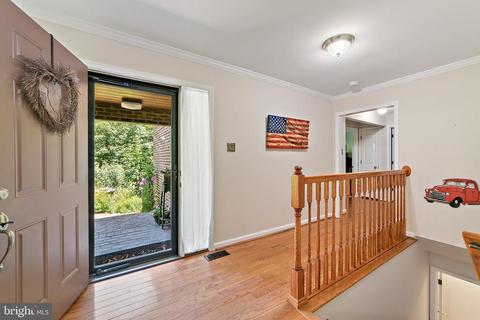 10151 Highland Dr, Marshall, VA 20115 photo 6