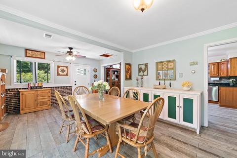 10151 Highland Dr, Marshall, VA 20115 photo 15