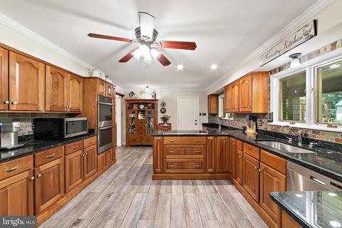 10151 Highland Dr, Marshall, VA 20115 photo 8