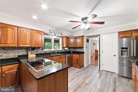 10151 Highland Dr, Marshall, VA 20115 photo 7