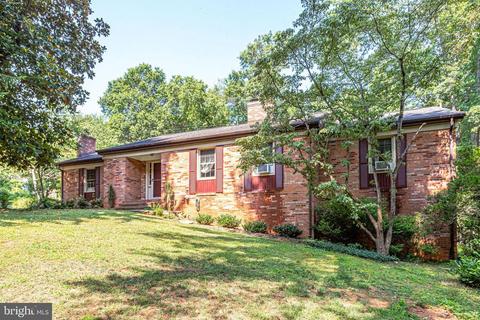 5538 Beverleys Mill Rd, Broad Run, VA 20137 photo 2