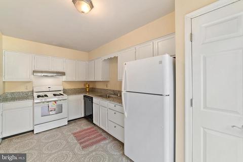 721 Pine Tree Ct, Warrenton, VA 20186 photo 9