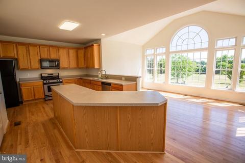 11159 Eagle Ct, Bealeton, VA 22712 photo 2