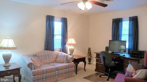 8464 Renalds Ave, Marshall, VA 20115 photo 16