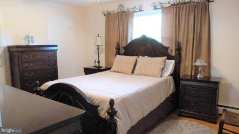 8464 Renalds Ave, Marshall, VA 20115 photo 18