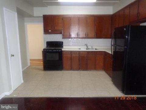 10026 Crest Hl, Marshall, VA 20115 photo 4