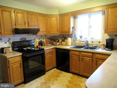 10044 Wesley Chapel Rd, Marshall, VA 20115 photo 10