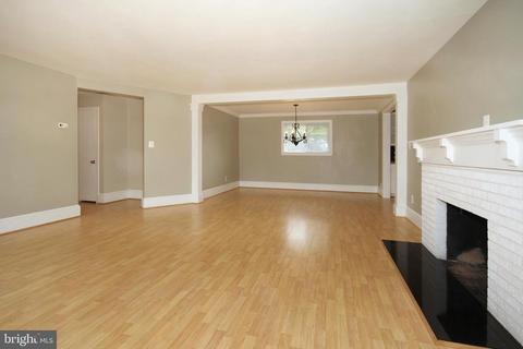 249 Dover Rd, Warrenton, VA 20186 photo 5
