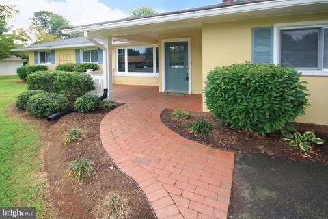 249 Dover Rd, Warrenton, VA 20186 photo 1