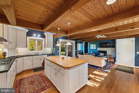 6672 John Barton Payne Rd, Marshall, VA 20115 photo 10