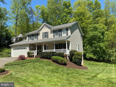 5450 Beechtree Dr, Warrenton, VA 20187 photo 2