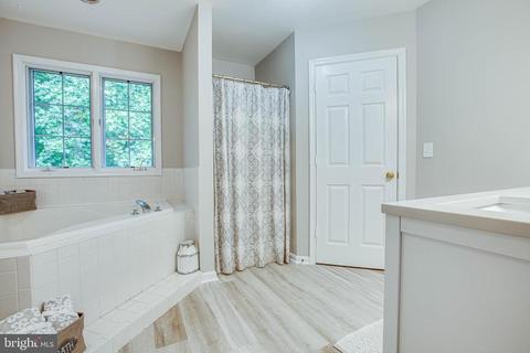 5450 Beechtree Dr, Warrenton, VA 20187 photo 22
