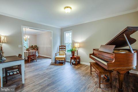 5450 Beechtree Dr, Warrenton, VA 20187 photo 10
