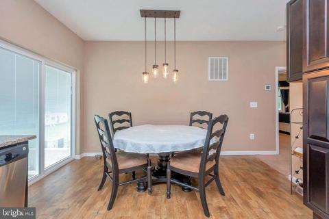 10656 Old Windwright Ln, Midland, VA 22728 photo 29