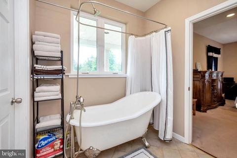 10656 Old Windwright Ln, Midland, VA 22728 photo 33