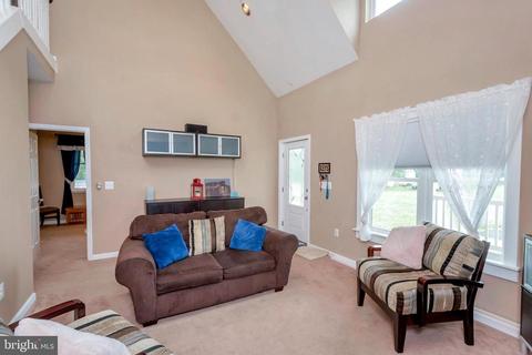 10656 Old Windwright Ln, Midland, VA 22728 photo 23
