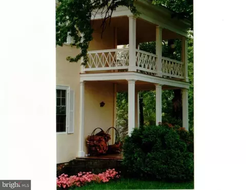 6015 Georgetown Rd, Broad Run, VA 20137 photo 3