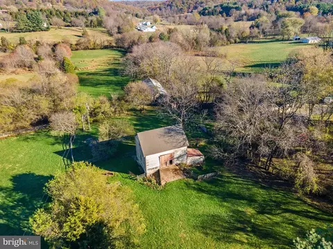 6015 Georgetown Rd, Broad Run, VA 20137 photo 47