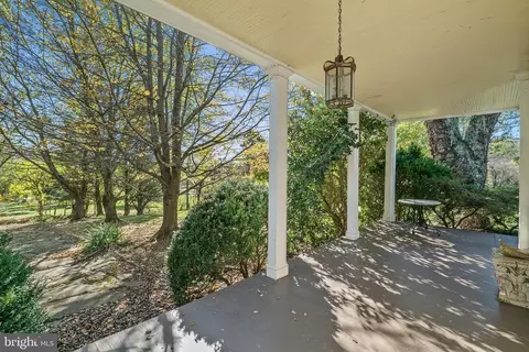 6015 Georgetown Rd, Broad Run, VA 20137 photo 8