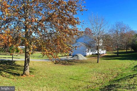 5260 Sumerduck Rd, Sumerduck, VA 22742 photo 2