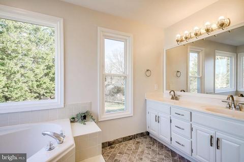 4051 Roberts Cir, Marshall, VA 20115 photo 48