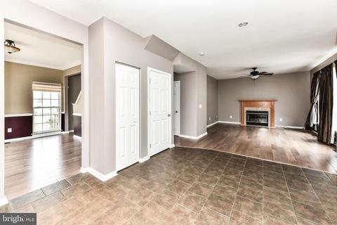 420 Singleton Cir, Warrenton, VA 20186 photo 13