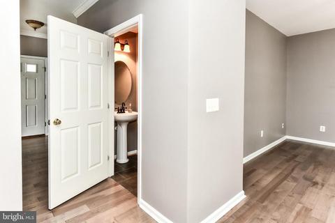 420 Singleton Cir, Warrenton, VA 20186 photo 20