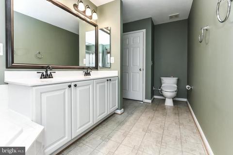 420 Singleton Cir, Warrenton, VA 20186 photo 28