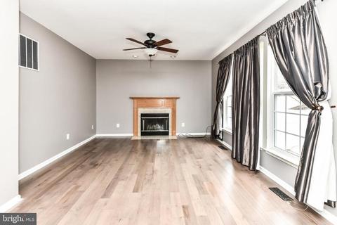 420 Singleton Cir, Warrenton, VA 20186 photo 15