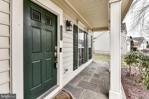 420 Singleton Cir, Warrenton, VA 20186 photo 4