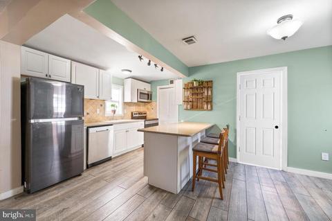 9213 Old Dumfries Rd, Catlett, VA 20119 photo 11