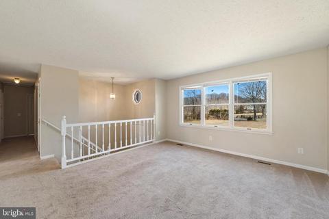 4024 Whiting Rd, Marshall, VA 20115 photo 6