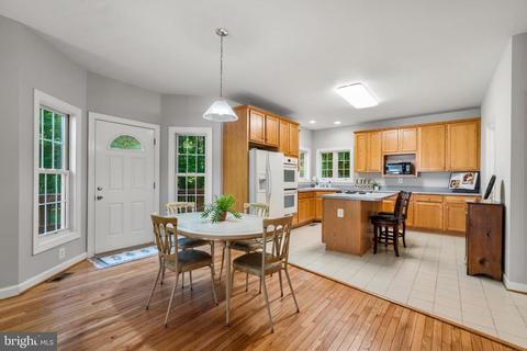 9089 Groundhog Ln, Marshall, VA 20115 photo 16