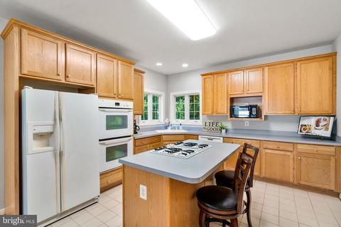 9089 Groundhog Ln, Marshall, VA 20115 photo 20
