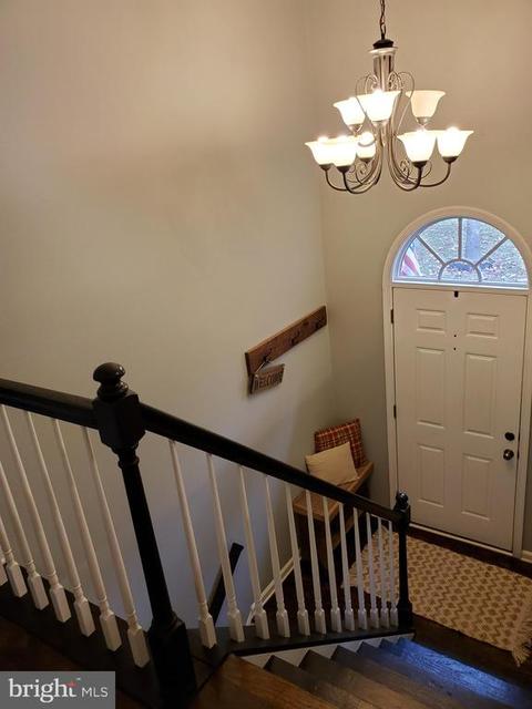4602 Mcmillian Dr, Sumerduck, VA 22742 photo 2