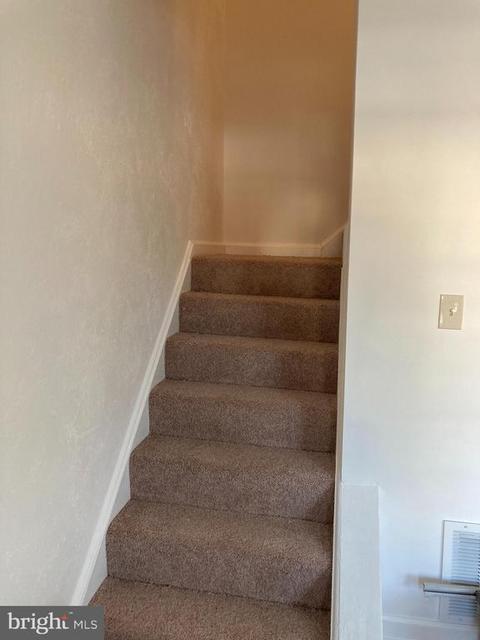8601 Ashby Ct, Marshall, VA 20115 photo 7